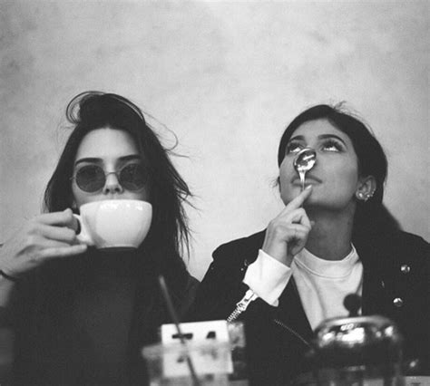 Spoon And Caffe Kendall And Kylie Jenner Kendall Jenner Kendall And