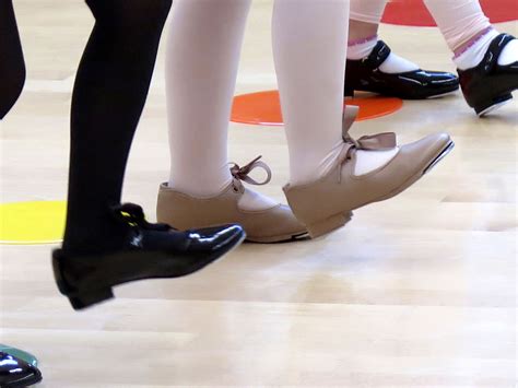 what you need to know before buying tap shoes