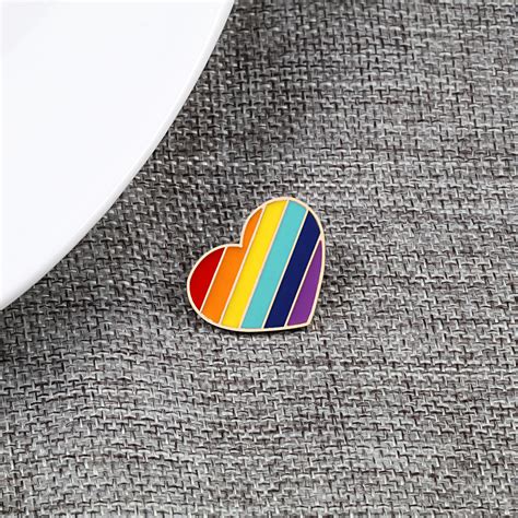 prideoutlet lapel pins retro rainbow heart lapel pin