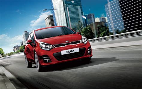 motoring world mexico kia  smashes  market share