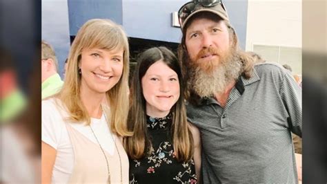 two armed men arrested at jase and missy robertson s daughter s high