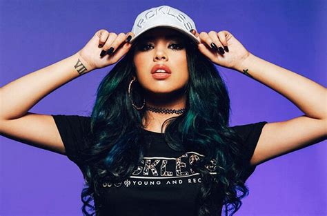 jasmine villegas dishes on new spanish music connecting with latinos
