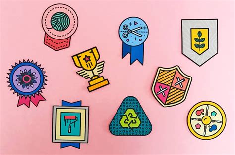 printable art badges  kids