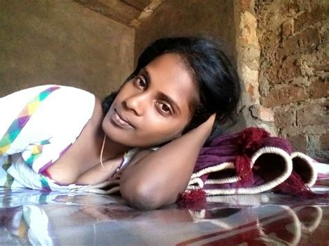 desi indian villager girl show her nude selfie 28 pics