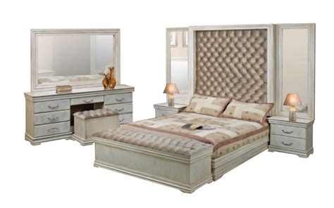 bedroom suites furniture camerich bedroom suite united furniture outlets big save