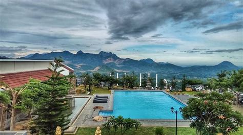 tempat wisata   purwakarta   populer