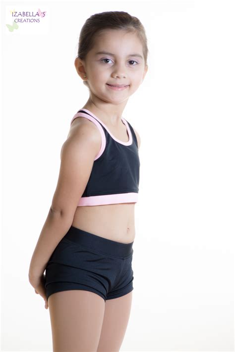 Pin On Sports Bra And Booty Shorts Dance Wear