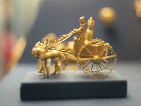 golden chariot stock photo freeimagescom