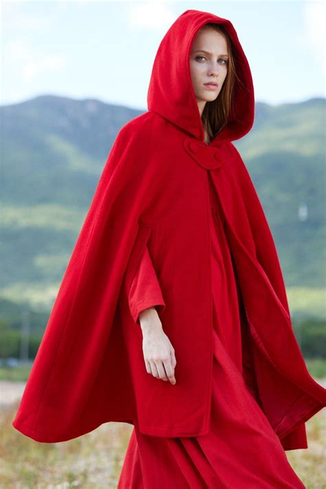 yorker hooded cashmere cape odezhda zhenshchina stil