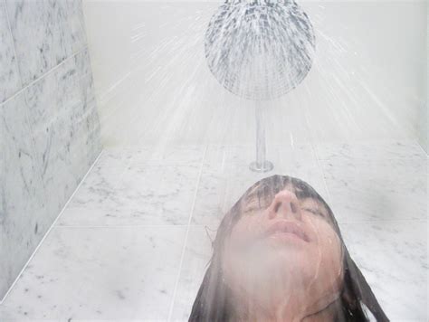 showering before bed is the right thing to do for your health
