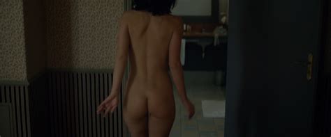 naked adèle exarchopoulos in Éperdument