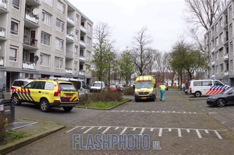 medische noodsituatie  woning    de grootstraat schiedam flashphoto nl