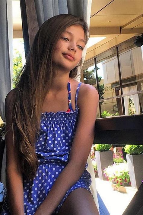 celebridades femeninas por e tvalens yana kozlova belleza y ternura