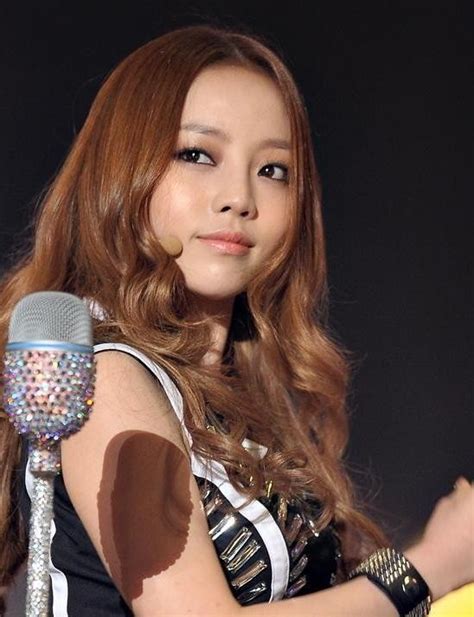 Kara Goo Hara Looks Back And Laughs Off Her Shocking Facial Expression