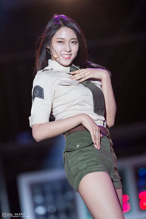Aoa Seolhyun Fashion And Style Seolhyun Kim Seol Hyun 설현