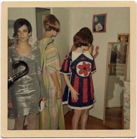 Found Photos Women Hanging Out In The 1960s Flashbak