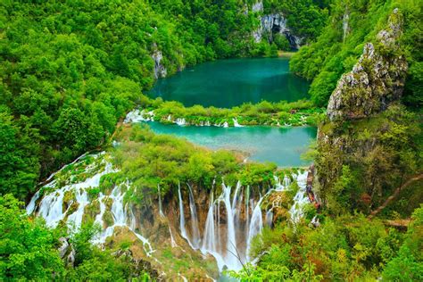 een bezoek aan de plitvice meren watervallen  kroatie  god  travel