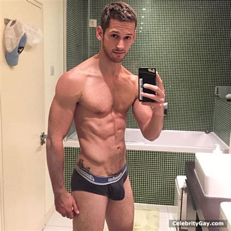 Max Emerson Nude Leaked Pictures And Videos Celebritygay