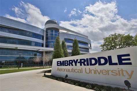 embry riddle collaborates  unmanned aerial systems pilots code  promote drone safety suas