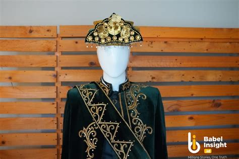 paksian baju adat bangka belitung  dipilih presiden jokowi culture