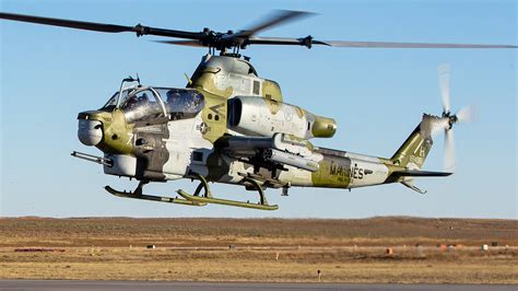 Marine Ah 1z Attack Helicopter Looks Amazing In Throwback Sea Cobra