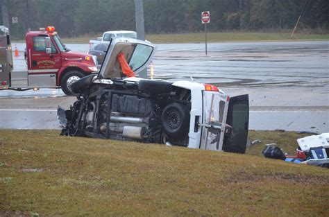 vehicle wreck injures    highway   brundidge  troy messenger  troy