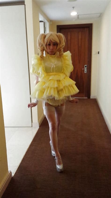 asian sissy maid in yellow 17 pics xhamster