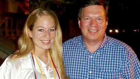 Natalee Holloway S Mom Sues Nbc S Oxygen Over Claims Series Found Her