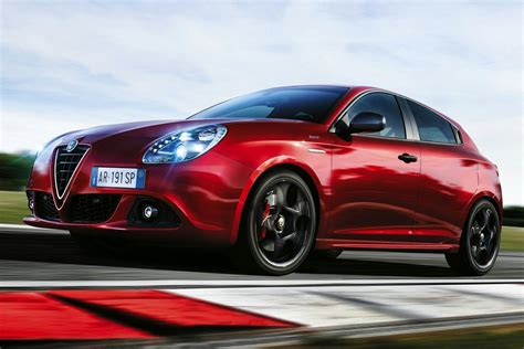 alfa romeo giulietta sprint speciale mai cosi sportiva