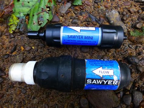 comparing   sawyer mini water filter sawyer squeeze walking  wired