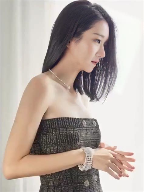 Pin By Edward Stoddard On Hyunji Seo Ye Ji Fashion Feminine Kpop