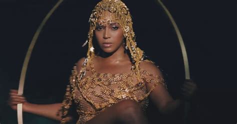Beyoncé Releases Trailer For New Visual Album Black Is King Huffpost Uk