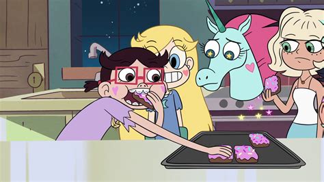Image S2e17 Starfan13 Stuffs Her Face With Brownies Png