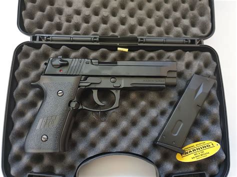 Hg170 Gas Airsoft Full Metal Pistol Brand New Gas