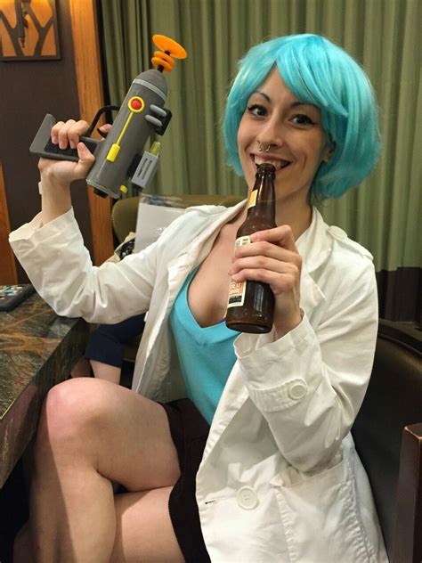 Rick And Morty Cosplay Halloween Inspo Cool Halloween Costumes Couple