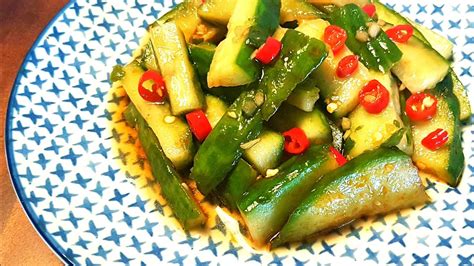 super easy sweet and sour chinese cucumber salad 酸甜涼拌黃瓜 youtube