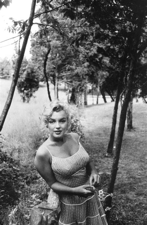 Marilyn Monroe By Sam Shaw September 1957 Marilyn