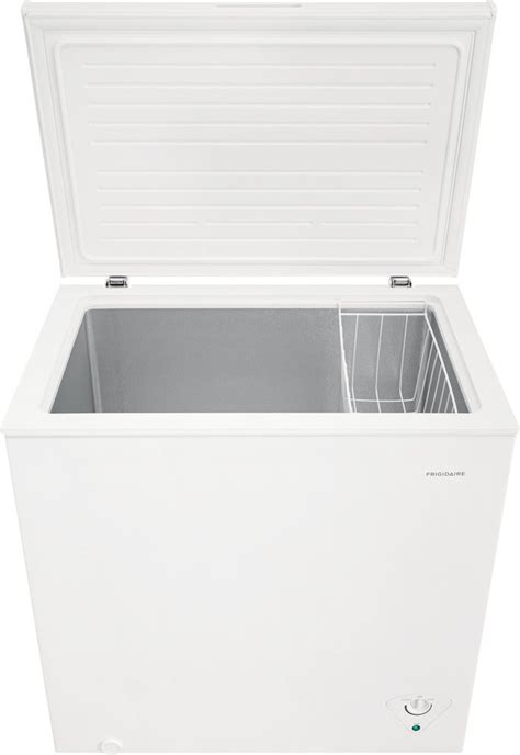 Frigidaire 7 0 Cu Ft White Chest Freezer Ffcs0722aw