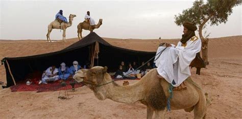 Desert Nomads Marvel At Water Purifying Device Al