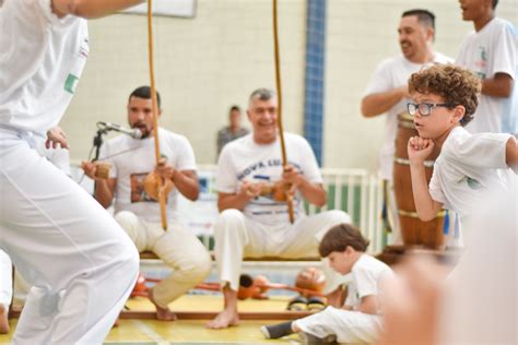 Alunos De Capoeira Participam De Troca De Cordões Em Ribeirão Pires
