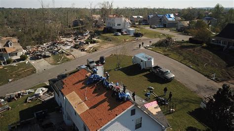 drone footage shows  devastating aftermath  tennessee tornado wztv