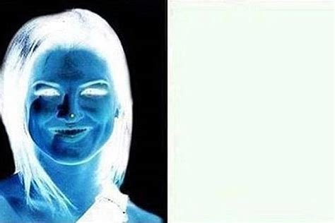 Can You See The Womans Face Amazing Optical Illusion Captivates