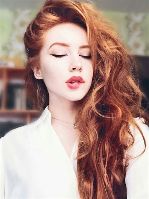 Pin By “ Rêve Nge On 0ff Aurora Sabatino Beautiful Red Hair Red