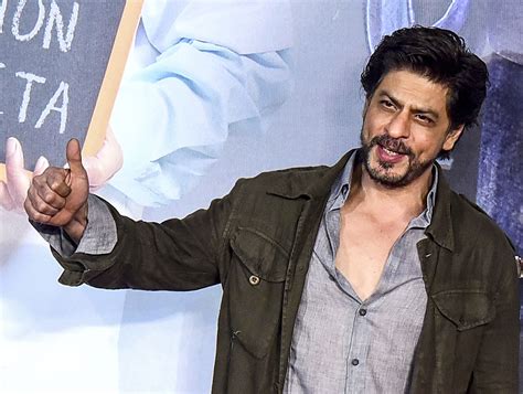 Shah Rukh Khan Just Felt Like Thanking All The Young Ladies Of Chak De