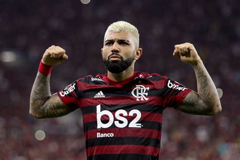 Se é Para O Bem Da Nação Gabigol Anuncia Permanência No Flamengo