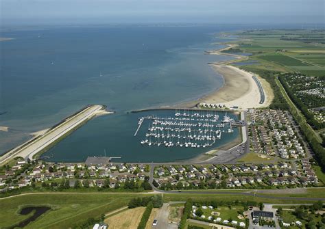 roompot beach resort ferienpark  zeeland fuer familien mit kindern