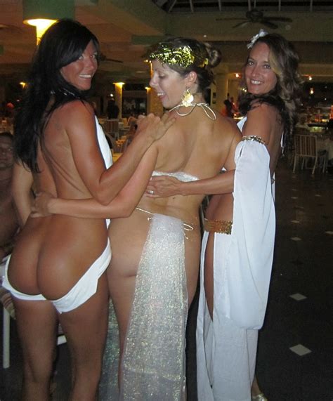 hedonism bare ass nude toga party swingers blog swinger blog