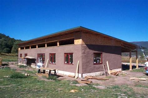 simple straw bale house earthen touch natural builders