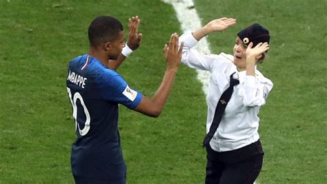 Kylian Mbappe Fantastic With Pussy Riot Pitch Invaders In Fifa World