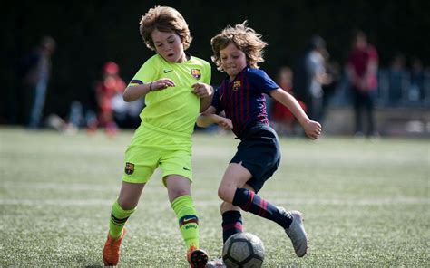 athletes  barca escola barcelona join clubs youth system